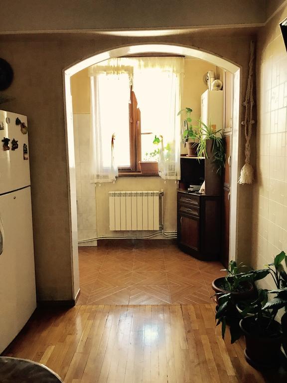 Room In Apartment At Tigrana Metsa Yerevan Exterior foto